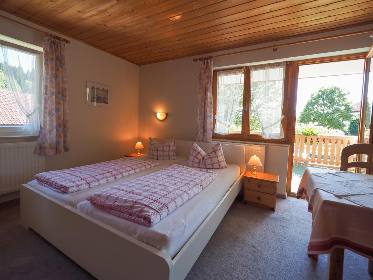 Landgasthof Zum Schwarzen Grat Isny im Allgäu Екстериор снимка
