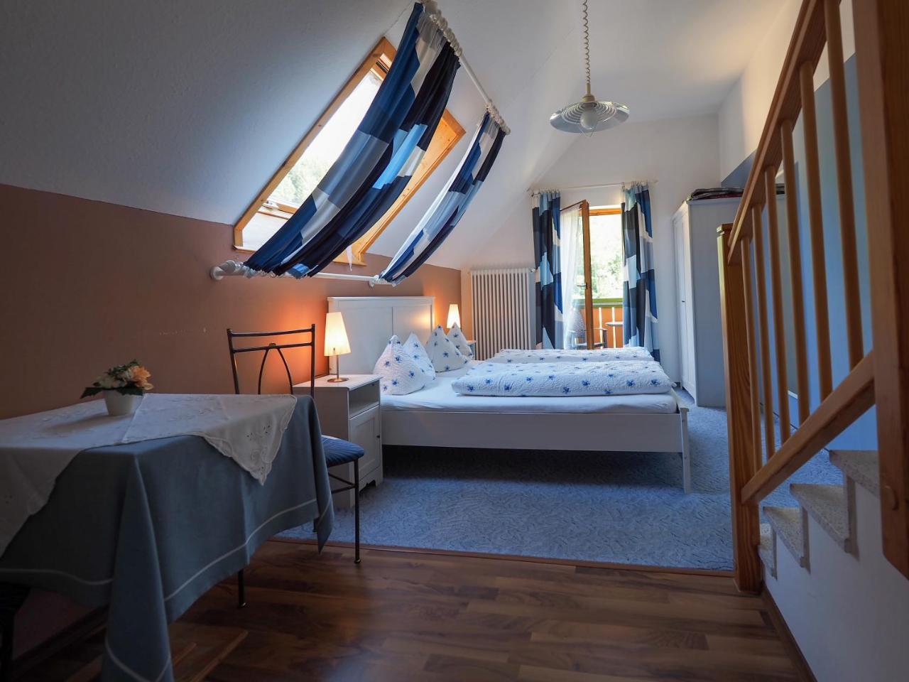 Landgasthof Zum Schwarzen Grat Isny im Allgäu Екстериор снимка
