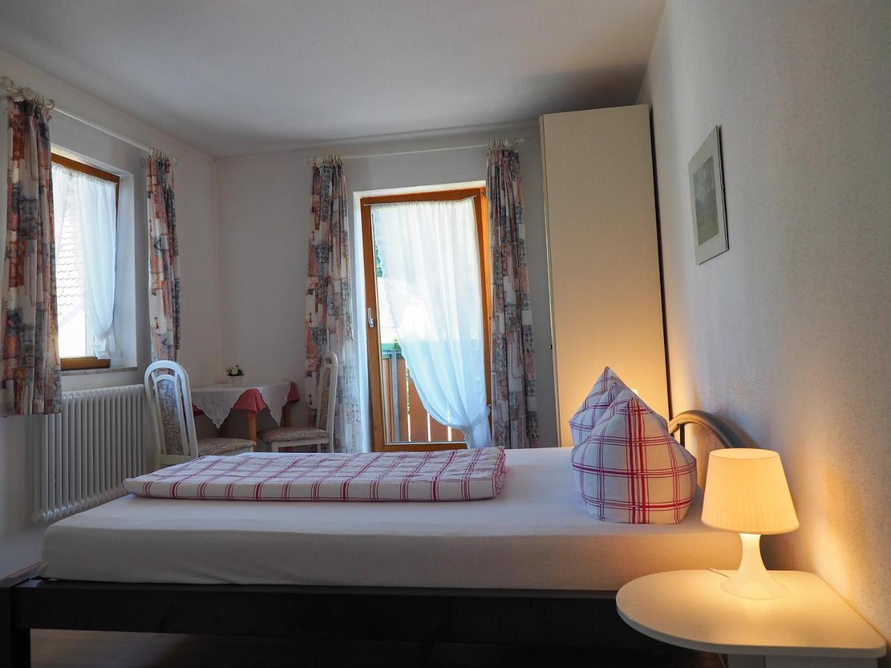 Landgasthof Zum Schwarzen Grat Isny im Allgäu Екстериор снимка