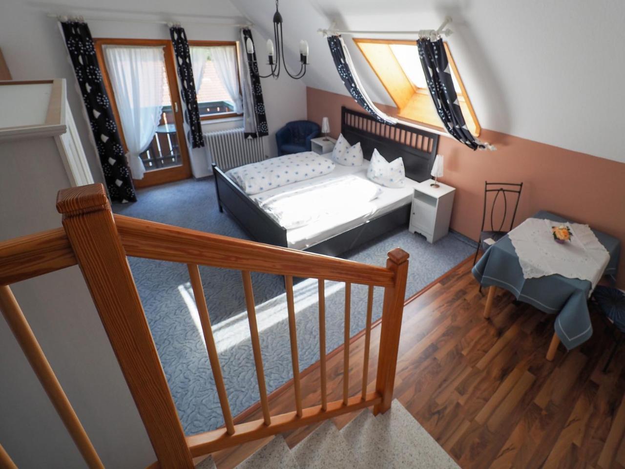 Landgasthof Zum Schwarzen Grat Isny im Allgäu Екстериор снимка